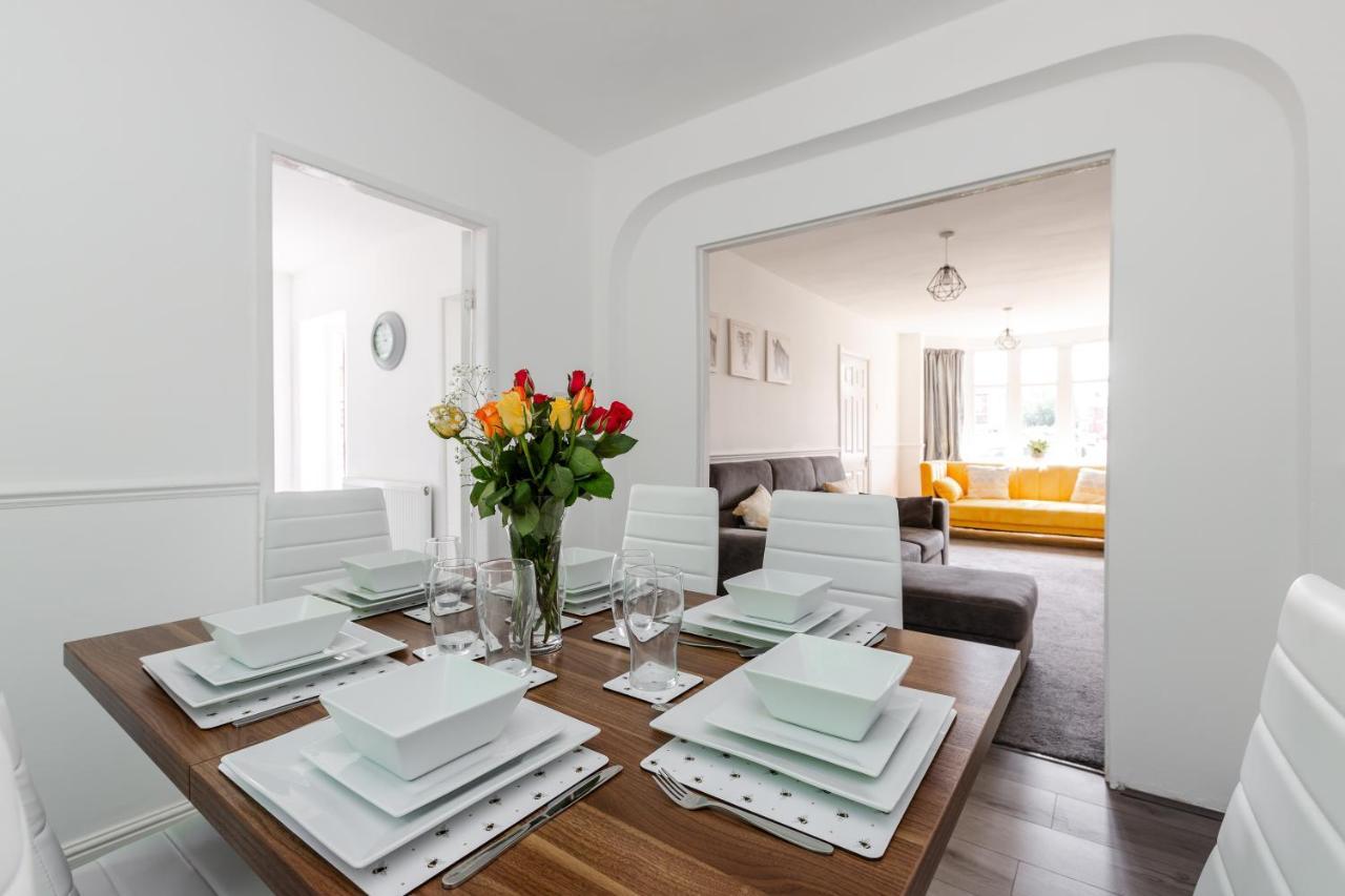 1 Mile To Etihad Stadium & Coop Arena, Free Parking, 7 Ppl Villa Manchester Exteriör bild