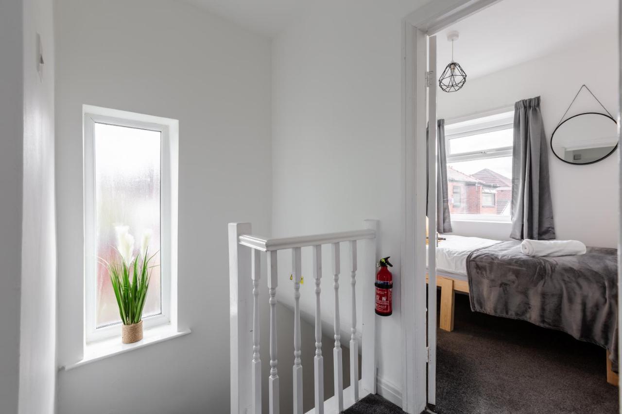 1 Mile To Etihad Stadium & Coop Arena, Free Parking, 7 Ppl Villa Manchester Exteriör bild